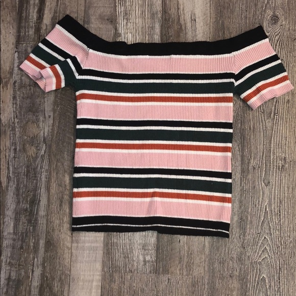 crop top - Picture 2 of 3